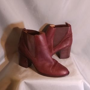 Brown Ankle Boots 3 Inch Heel Sofft sz 8.5